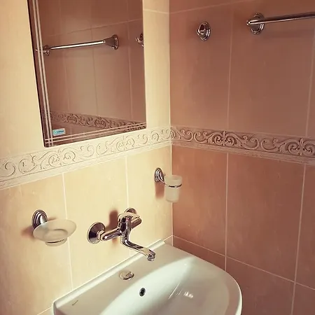 Konukevi Saint Apostol Misivri