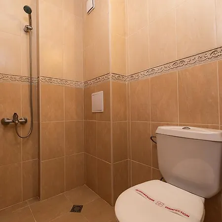 Saint Apostol Konukevi