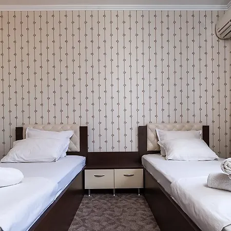 Saint Apostol Konukevi 2*