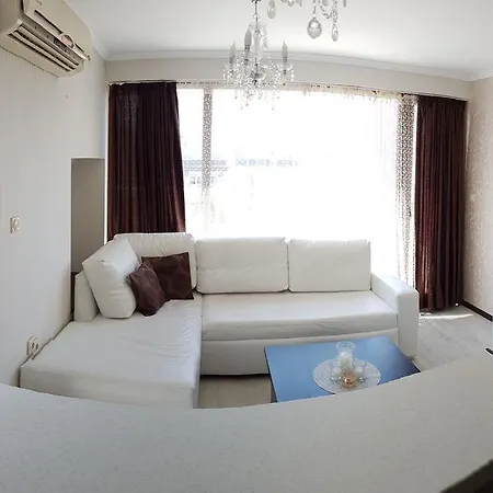 Saint Apostol Konukevi Misivri