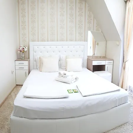 Saint Apostol Konukevi Misivri