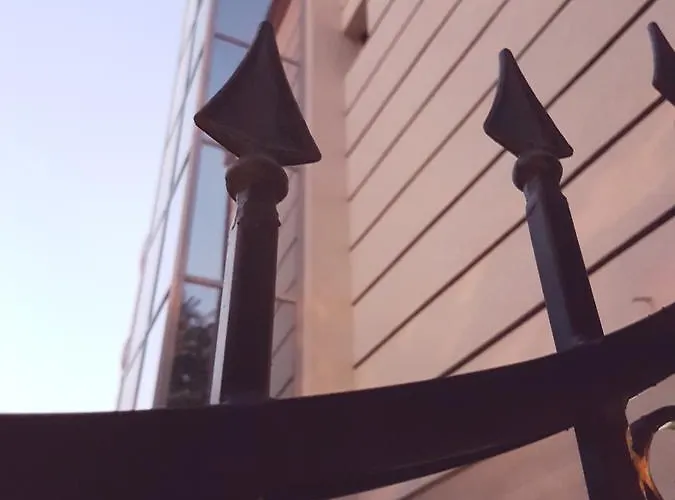 Saint Apostol Gæstehus 2*