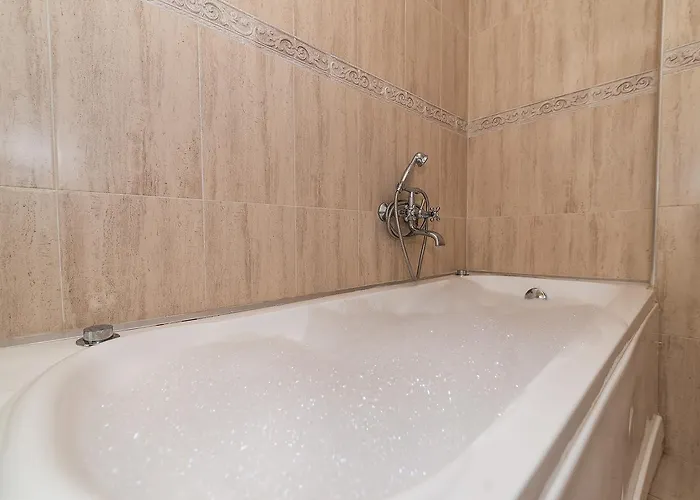 Saint Apostol Gæstehus