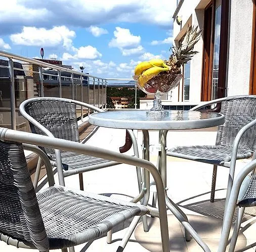 Gæstehus Saint Apostol 2*