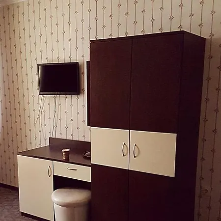 招待所 Saint Apostol 2*